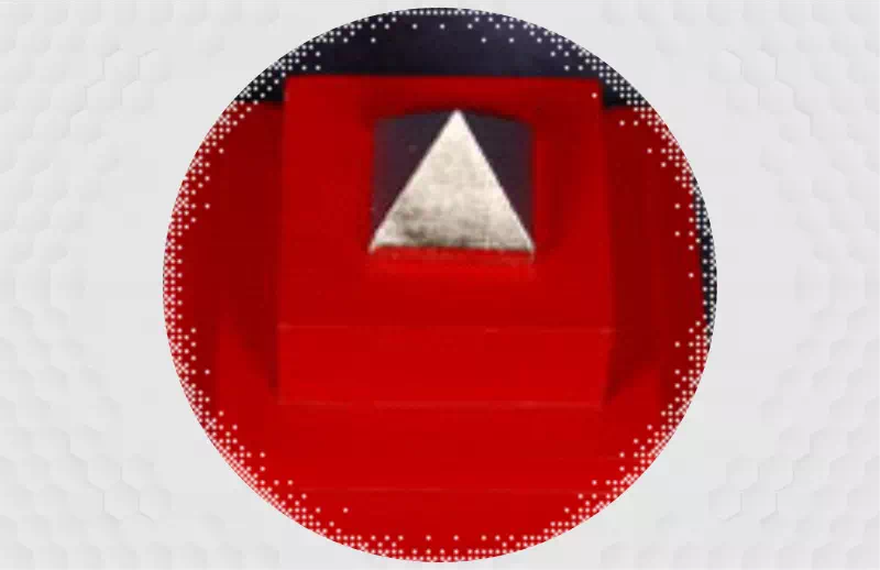 Parad Pyramid